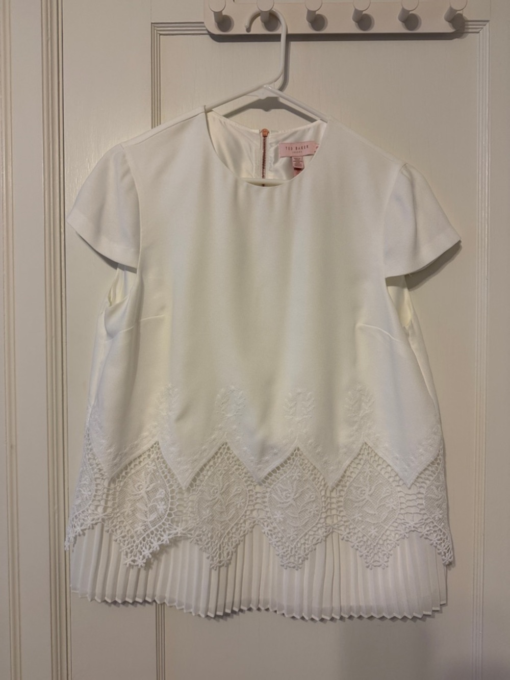 Ted Baker White Lace-Hem Pleated Sleeve Top